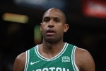 多米尼加首位NBA总冠军球员！老乡唐斯：🏆恭喜霍福德